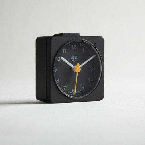 Reloj Despertador AB 2 - 1.800 Productos Braun diseñados por Dieter Rams y  su equipo
